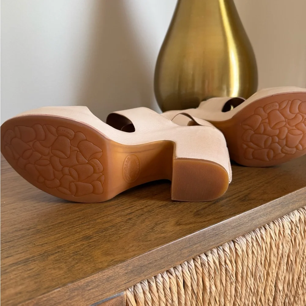 New Kork-Ease Women's San Carlos Cream Sandals - Picture 4 of 11